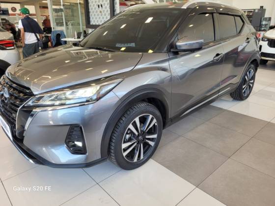 NISSAN KICKS 1.6 16V FLEXSTART EXCLUSIVE XTRONIC NISSAN KICKS 1.6 16V FLEXSTART EXCLUSIVE XTRONIC